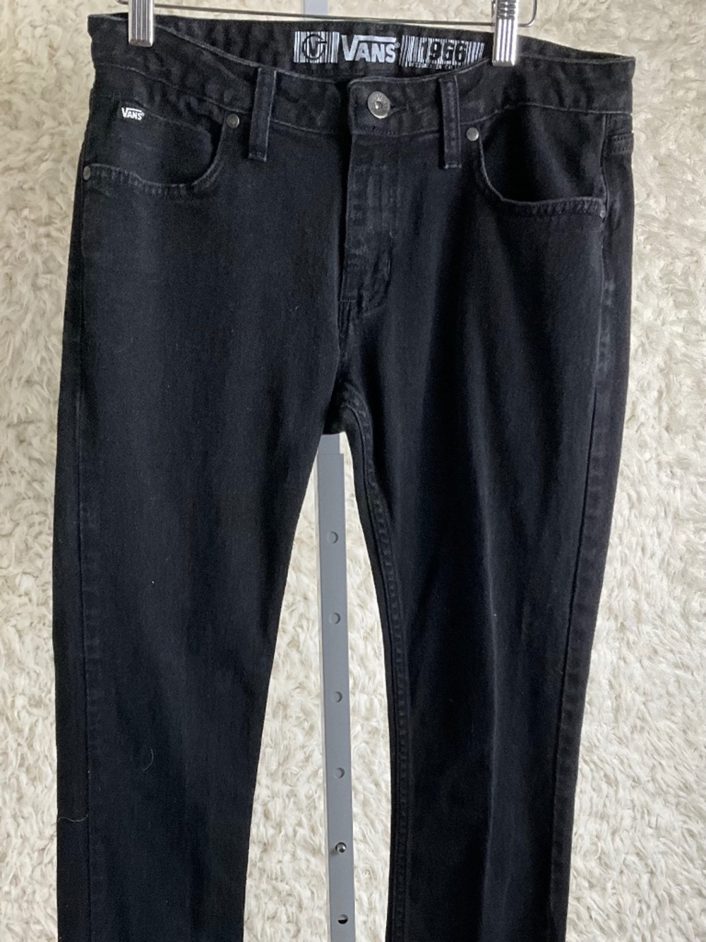 VAN'S MEN'S BLACK DENIM JEANS~SIZE 30X30! - Picture 4 of 7